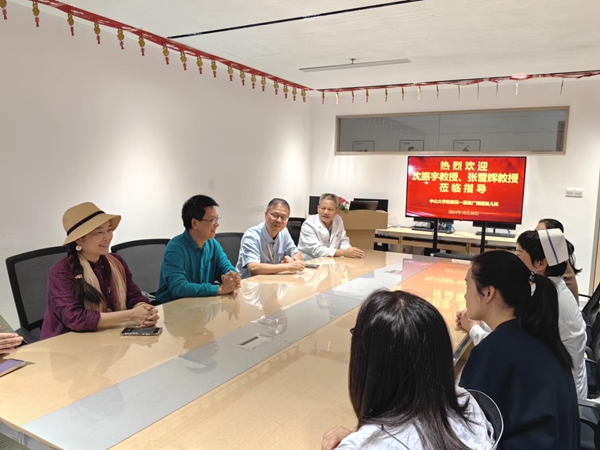 中山一院兒科專家到我院兒科開展業(yè)務(wù)交流